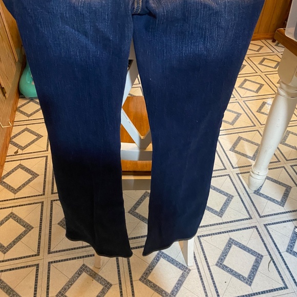 American Eagle Jeans - Picture 3 of 4